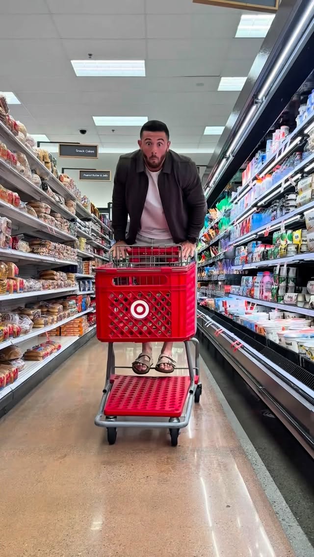 Instagram post by @nickwalkerfitness for Cymbiotika. Caption reads: Keep your grocery list SIMPLE!!🕺🏻

One thing you....