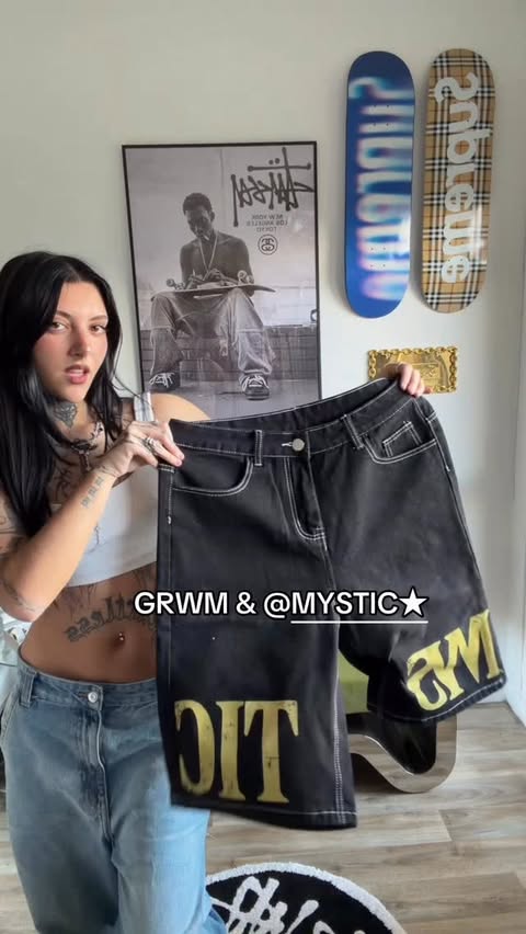 Instagram post by @lucie__mb for Mystic Store. Caption reads: jorts from @mysticstore.co 🖤

#streetwear #outfit....