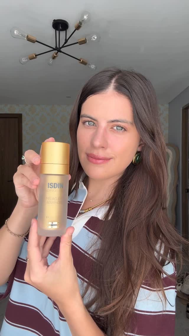 Instagram post by @valeriasernag for ISDIN. Caption reads: @isdinmexico #LOVEISDIN #Publicidad #ISDINMexico.