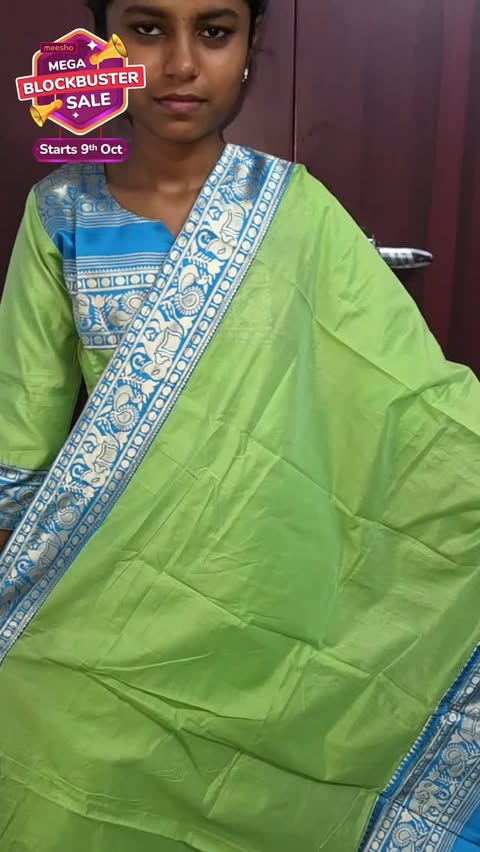Instagram post by @kavis_world__ for Meesho. Caption reads: 2 piece set @meeshoapp @meesho.app__.