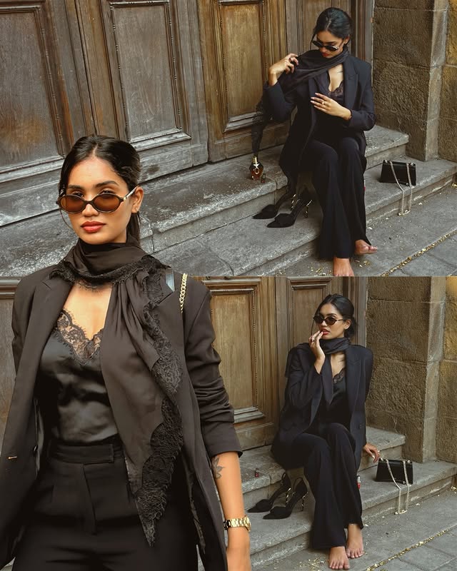 Instagram post by @vaishnaviishetty_ for ALDO Shoes. Caption reads: [...] thanks to Pillow Walk Technology 🖤....