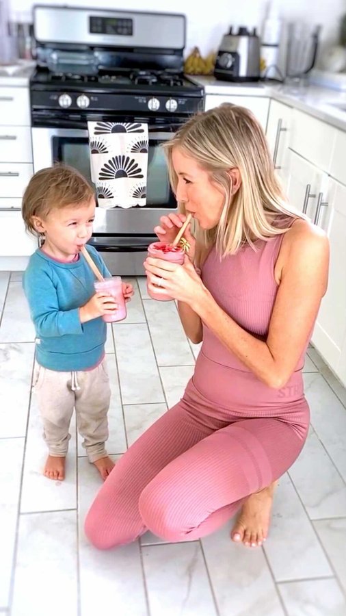 Instagram post by @erinstanczyk for Else Nutrition. Caption reads: [...] his own smoothies & shakes. Enter....