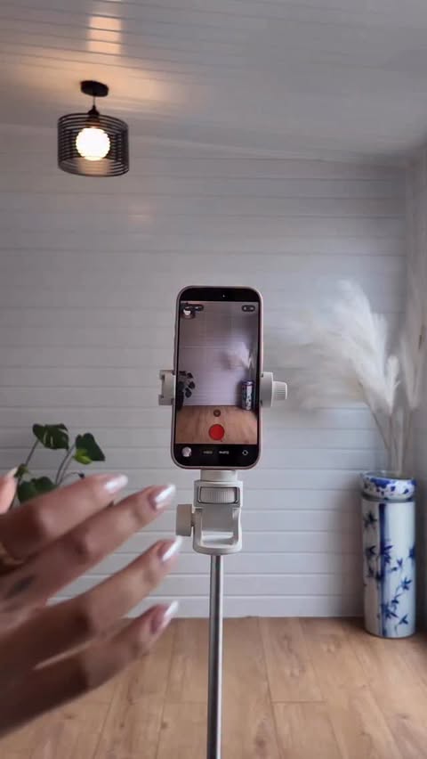 Instagram post by @naffacakes101 for SmallRig. Caption reads: [...] Comment 🤍 for the link for this!! SmallRig....