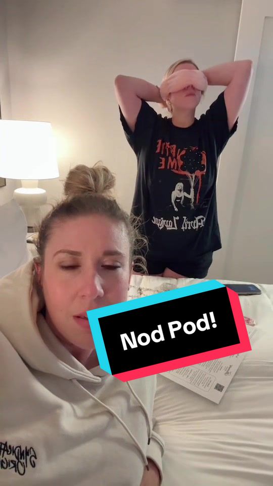 TikTok post by @linzyloo18 for nodpod. Caption reads: My @Nodpod goes with me EVERYWHERE! #travel [...].
