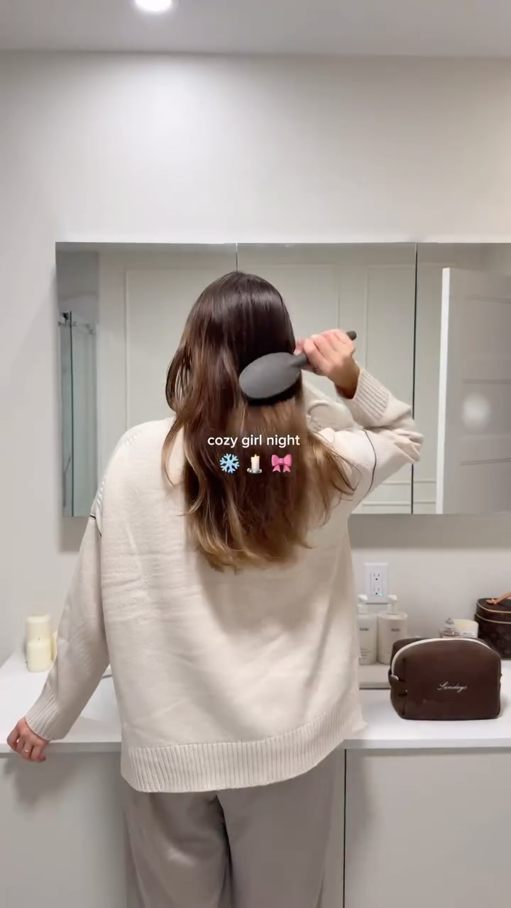 Instagram post by @nazashevchuk for Treehut. Caption reads: winter asmr bedtime routine ⛸️🧣⛄️ 

celebrating....