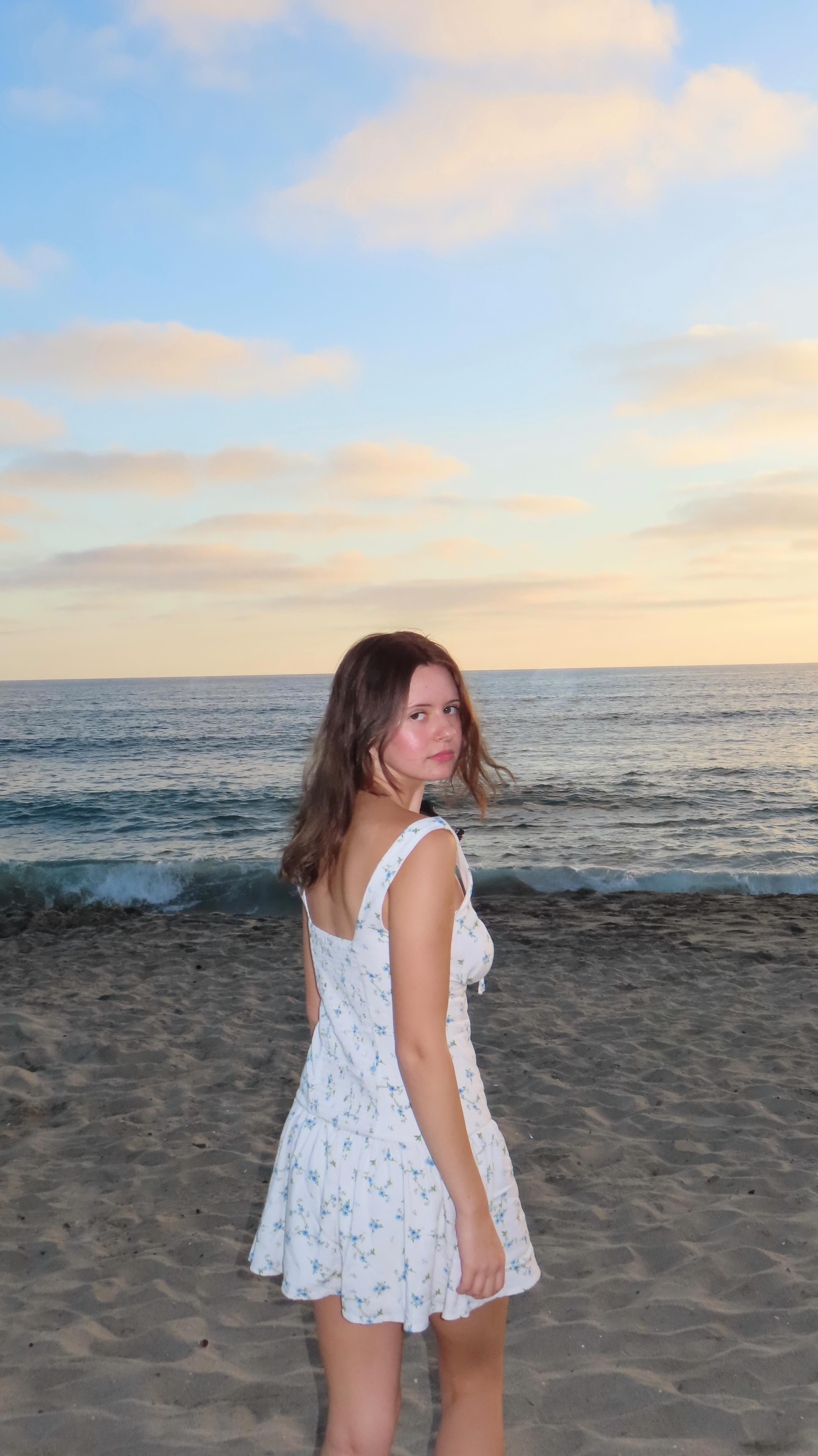 Instagram post by @katewoodhall_ for ISDIN. Caption reads: 28 ROW just #gifted me all the items in their gift....