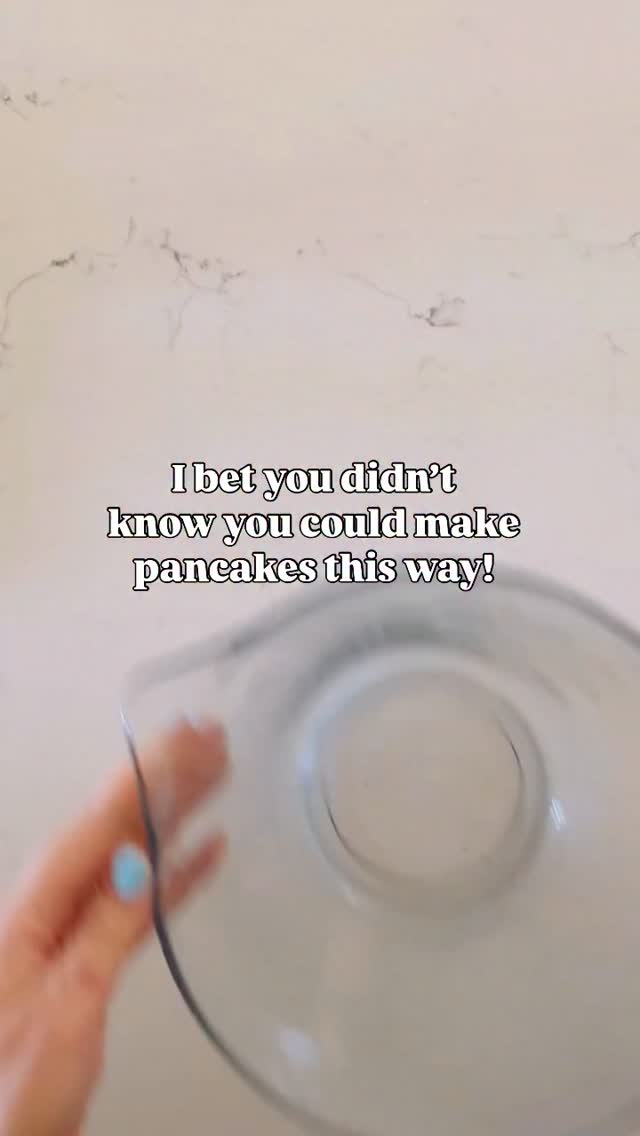 Instagram post by @thefamilynutritionist for Kodiak Cakes. Caption reads: Comment PANCAKE and I’ll send you links to all the....