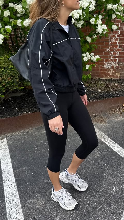 Instagram post by @izabellabuzogany for Athleta. Caption reads: & I’m living for it @ATHLETA #athletapartner....