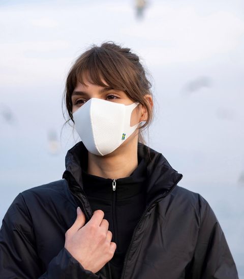 Instagram post by @kallies for AIRINUM. Caption reads: [...] Mask! It is the latest color drop of....