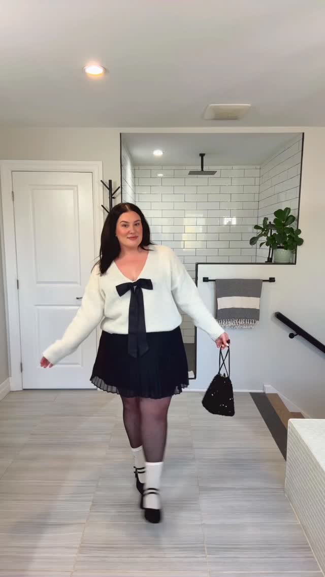 Instagram post by @lovezoepotter for The 7 Virtues. Caption reads: Is there such a thing as too many bows?....