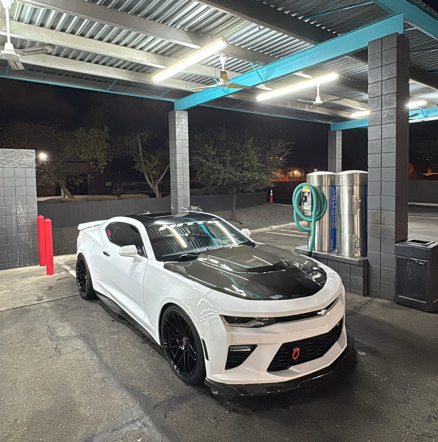 Instagram post by @sloww_2ss for Shine Armor. Caption reads: Night wash 🧼 • • • Sponsors : @carbonaddons 5%....