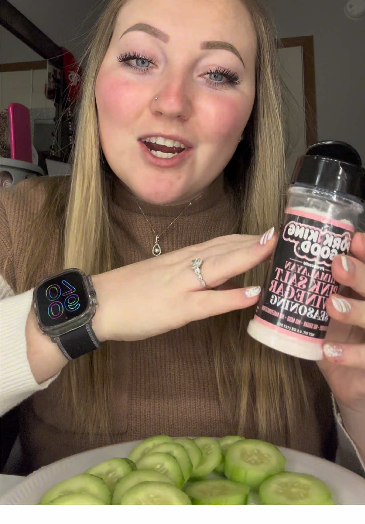 TikTok post by @k8crab for Pork King Good. Caption reads: [...] #pinksaltandvinegarseasoning #porkkinggood....
