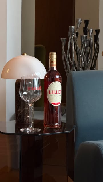Instagram post by @luenagamaa for Lillet. Caption reads: [...] it’s time to savour the moment with @lillet....