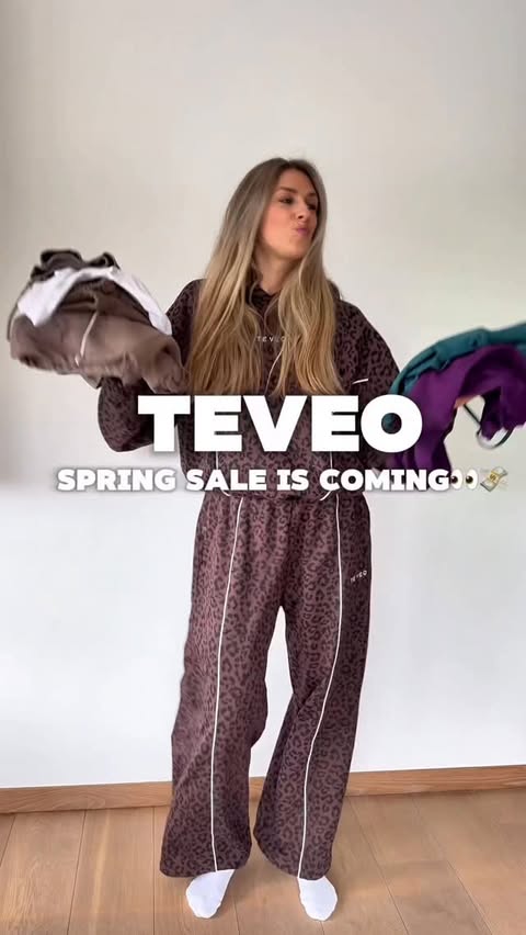 Instagram post by @zoesmeyers for Teveo. Caption reads: [...] 20u begint de SPRING SALE bij @teveo 🛍️🌸....