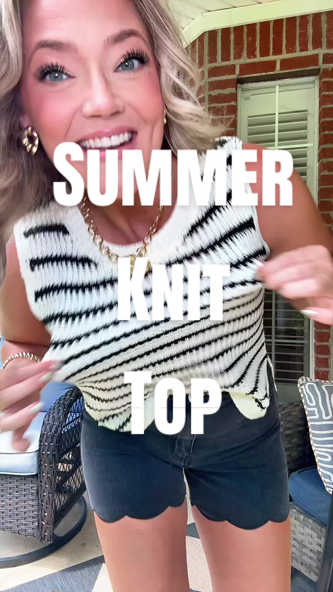 TikTok post by an influencer for Saodimallsu Shop. Caption reads: Love this top! 🖤 @Saodimallsu shop #summerwins....