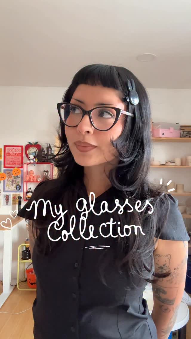 Instagram post by @hurtfeel1ngs for Firmoo. Caption reads: Your fav blind baddie 🤓 code “VFFR50” all from....