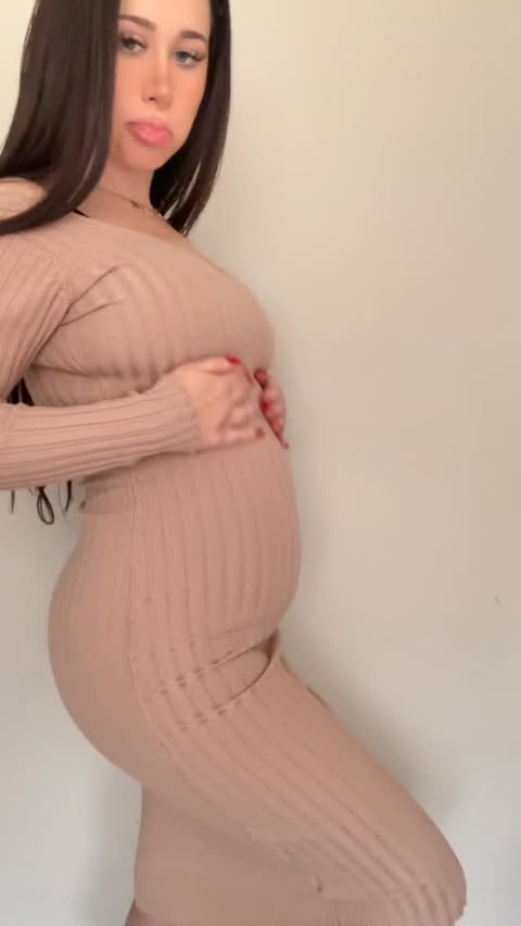 Instagram post by @theminerfamilyyy for Bump Boxes. Caption reads: [...] until Bump Box 🫶 officially obsessed.....