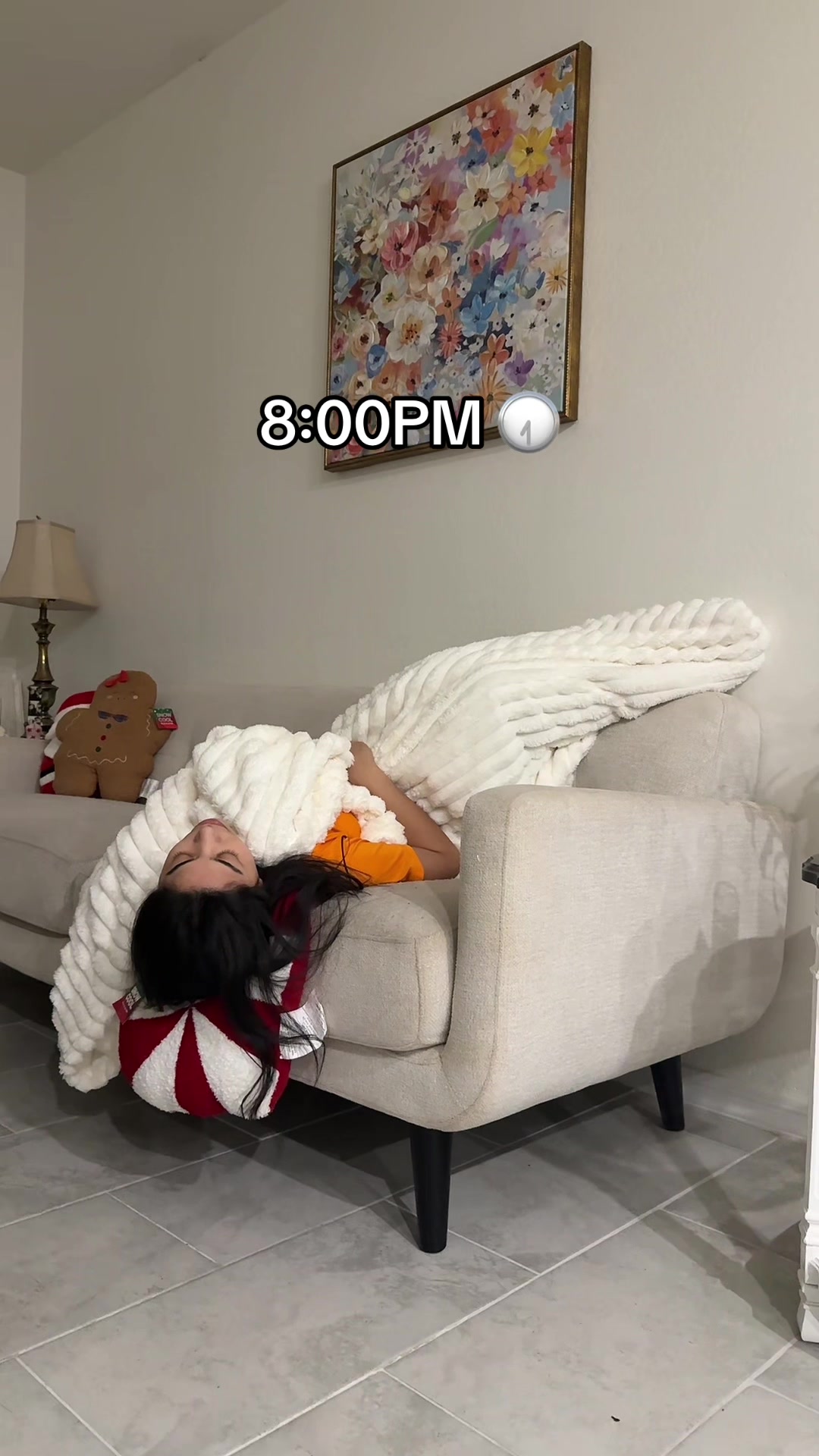 TikTok post by @soyyylagrace for Bedsure Home. Caption reads: the best blanket ever 😩 @bedsure_official....