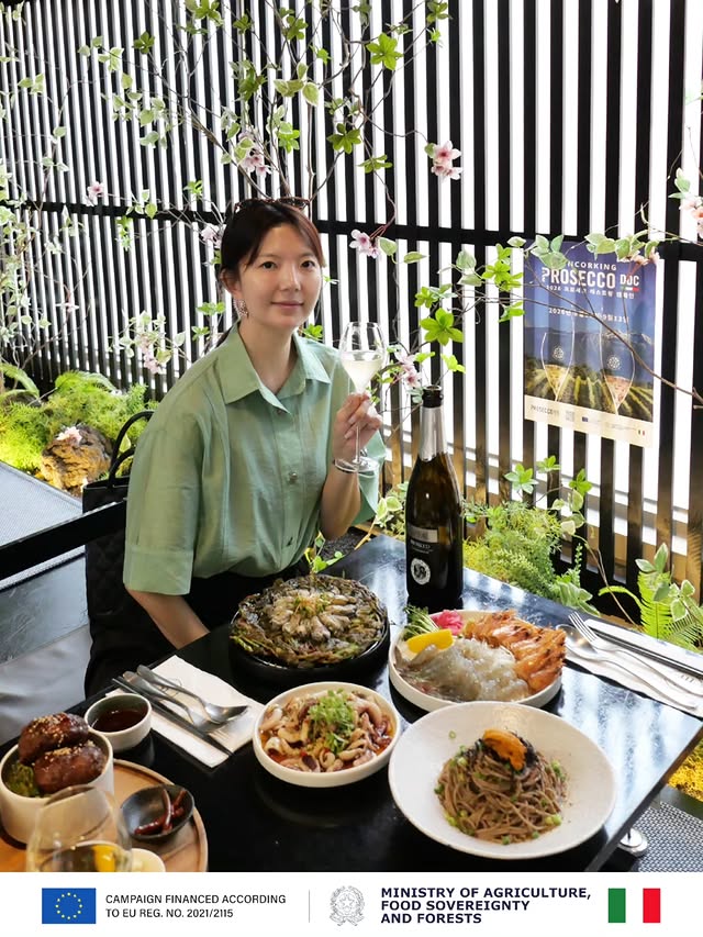 Instagram post by @michellelee.official for Prosecco DOC. Caption reads: [...] midday escape with a glass of chilled....