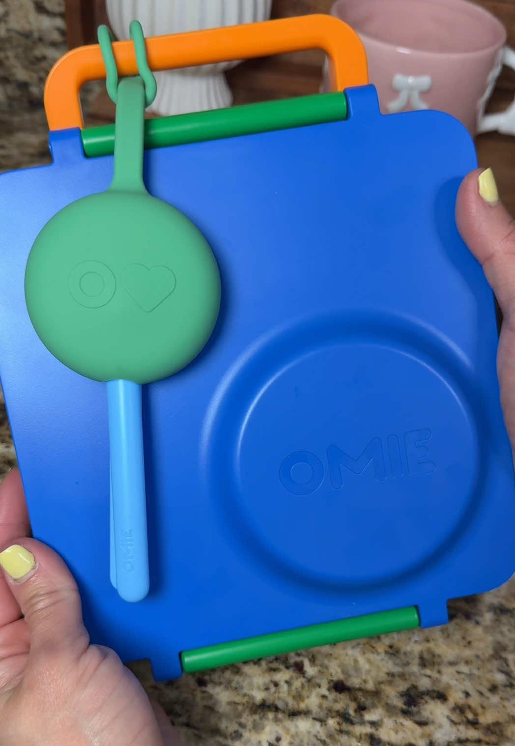 TikTok post by @marlen.cooks for OmieLife. Caption reads: [...] the Omie Lunch box & utensil set ❤️....