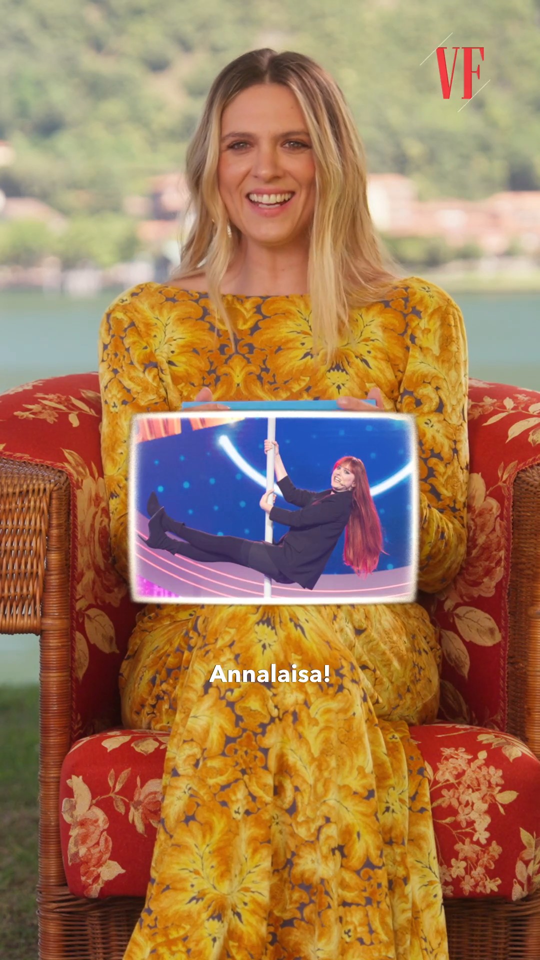 Instagram post by @brenda_lodigiani for Vanity Fair. Caption reads: Come è nato il tormentone di «Annalaisa» ? Ce lo....