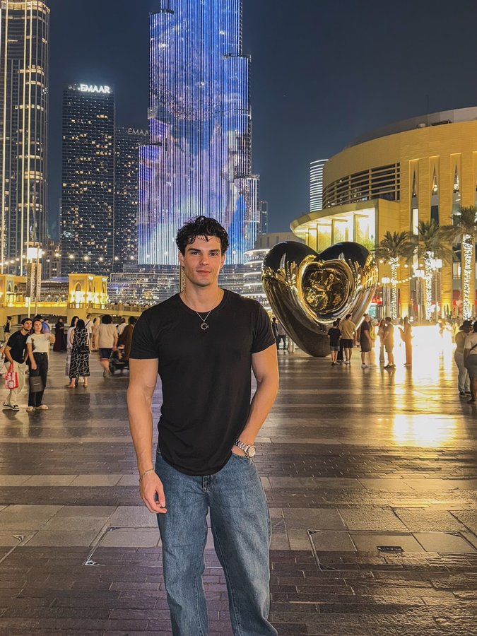 Instagram post by @yunus.akina for MuscleTech. Caption reads: [...] incredible week in Dubai with my team....