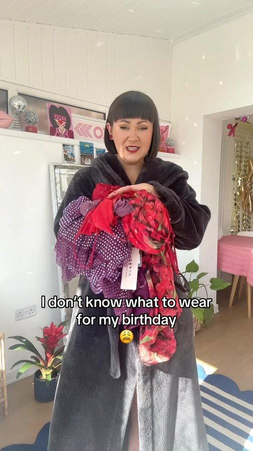 Instagram post by @lucyjane.fashion for Hirestreet. Caption reads: [...] to wear ahhh… I rented 5 dresses from....