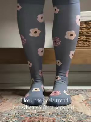 TikTok post by @sharae428 for Tinylemon. Caption reads: [...] tall compression socks are everything!....