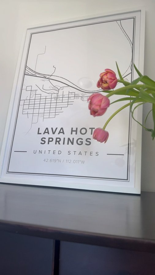 Instagram post by @its.rayyy for Mapiful. Caption reads: Lava Hot Springs holds a special place in my heart....