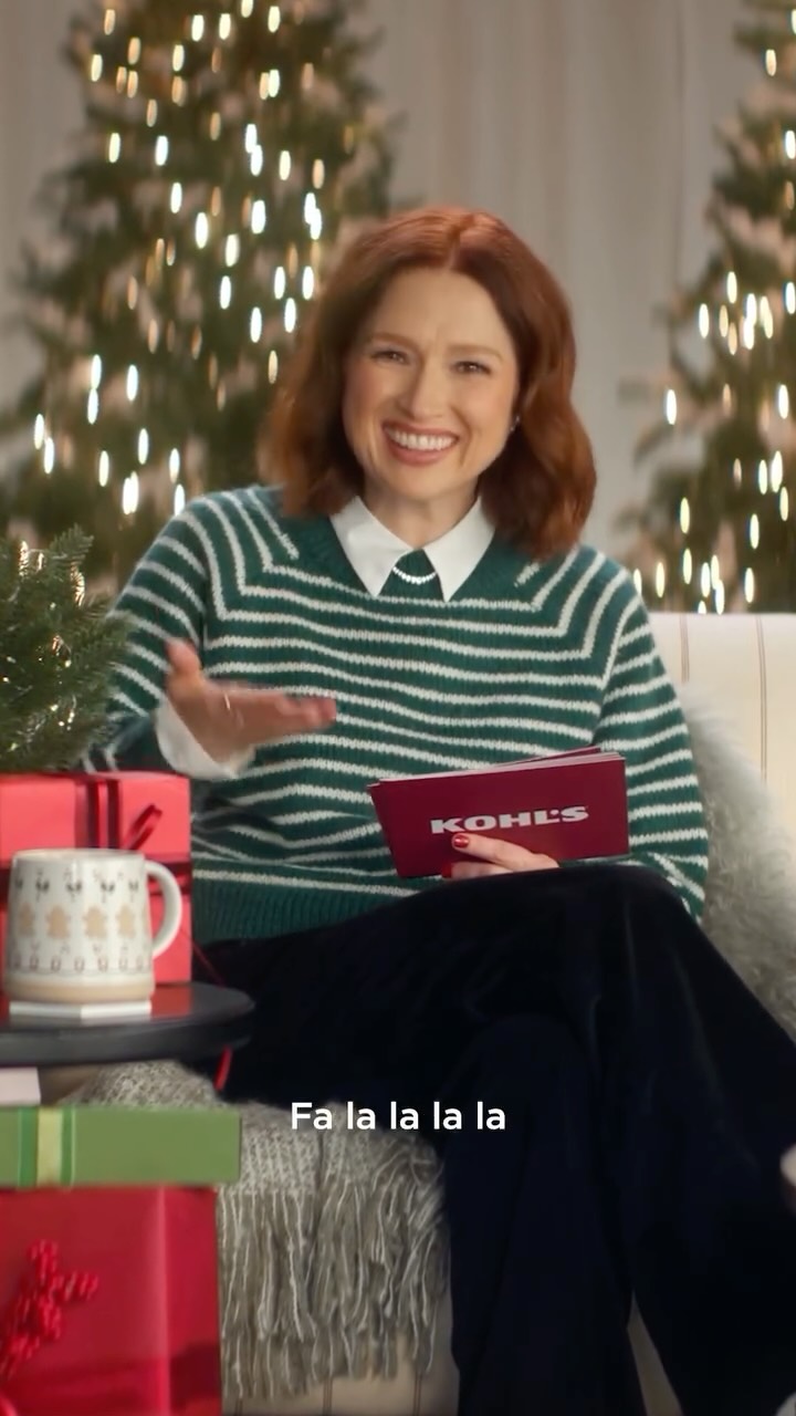 Instagram post by @elliekemper for Kohl's. Caption reads: Kohl’s Mom has hot takes on ALL things holiday -....