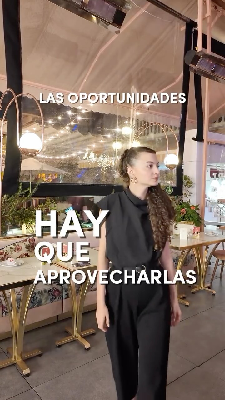 Instagram post by @gaviranda for inDrive. Caption reads: Uno de los retos más difíciles cuando emprendes es....
