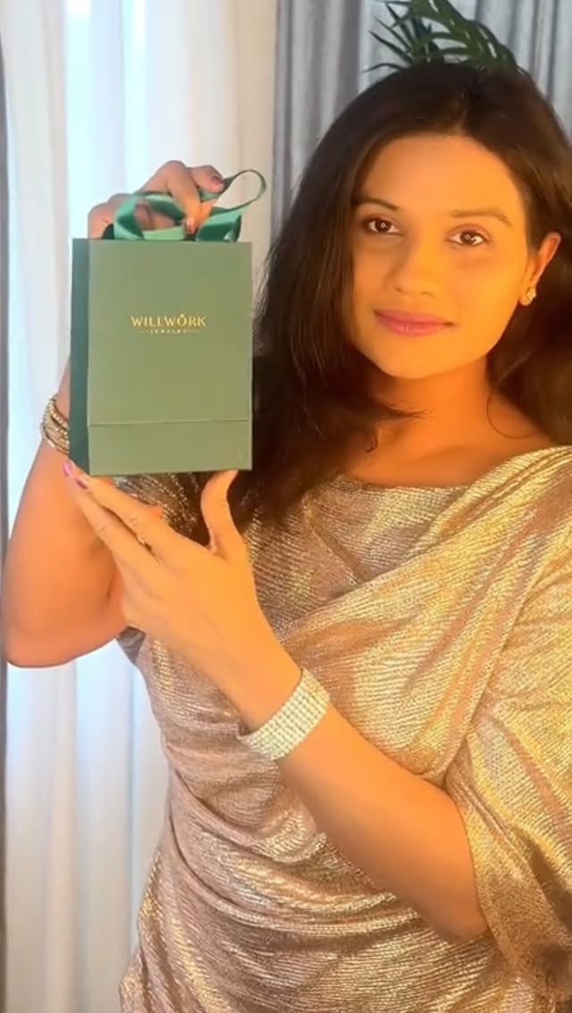 Instagram post by @gauraviiak for Willwork Jewelry. Caption reads: #ad @willworkjewelry 🌿 A love as unique as nature....