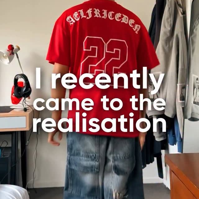 Instagram post by @aypricot_ for YORDY. Caption reads: thank you @vintageyordy I feel like green lantern....