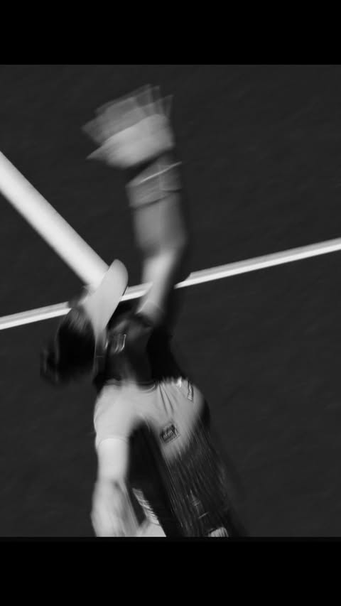 Instagram post by @mattsuleau for Mastercard. Caption reads: [...] Priceless Experiences you get as a....