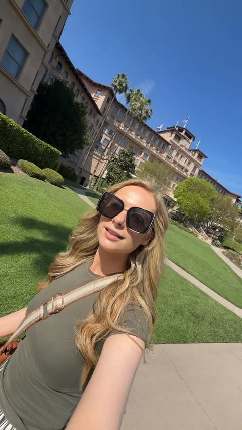 Instagram post by @dawnnfarmer for The Langham Hotels & Resorts. Caption reads: Part 2 of staying in possibly the nicest hotel in....