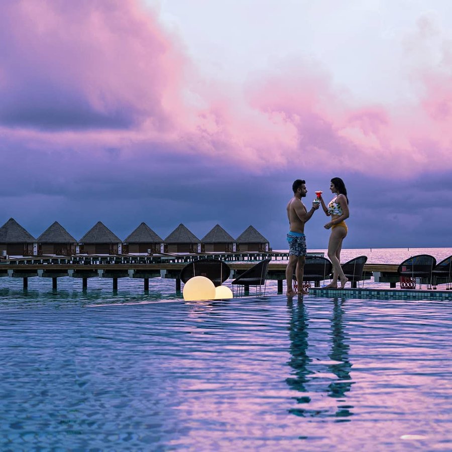 Instagram post by @kritikasobtiofficial for Condé Nast Traveller. Caption reads: Beautiful Sunset 😍 Do want your Dream Weekend to....