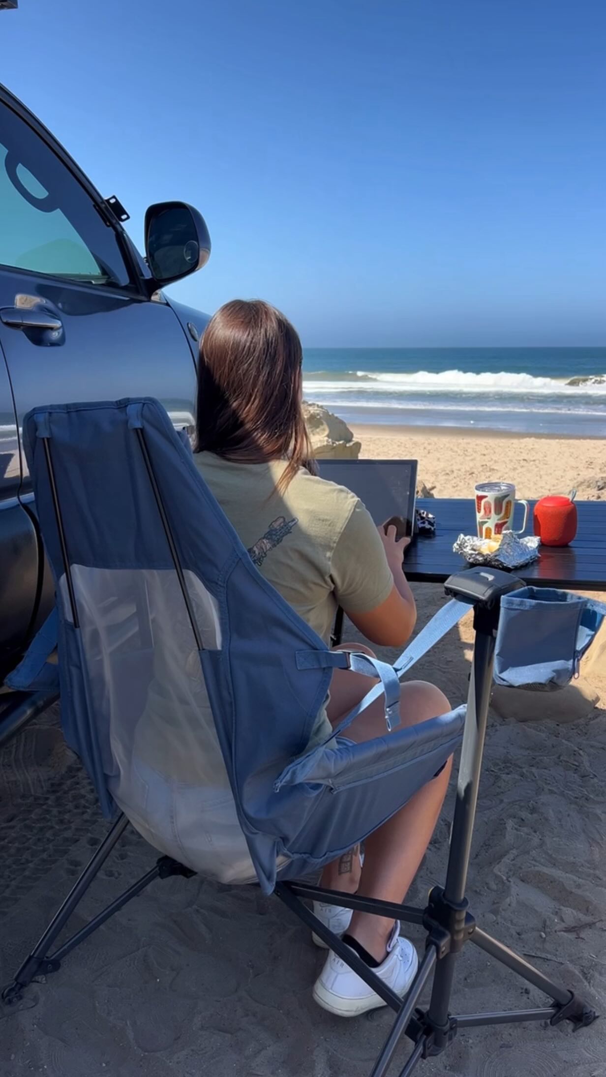 Instagram post by @vixenoutback for Portal Outdoors. Caption reads: [...] 🏖️☀️ This chair and table from....
