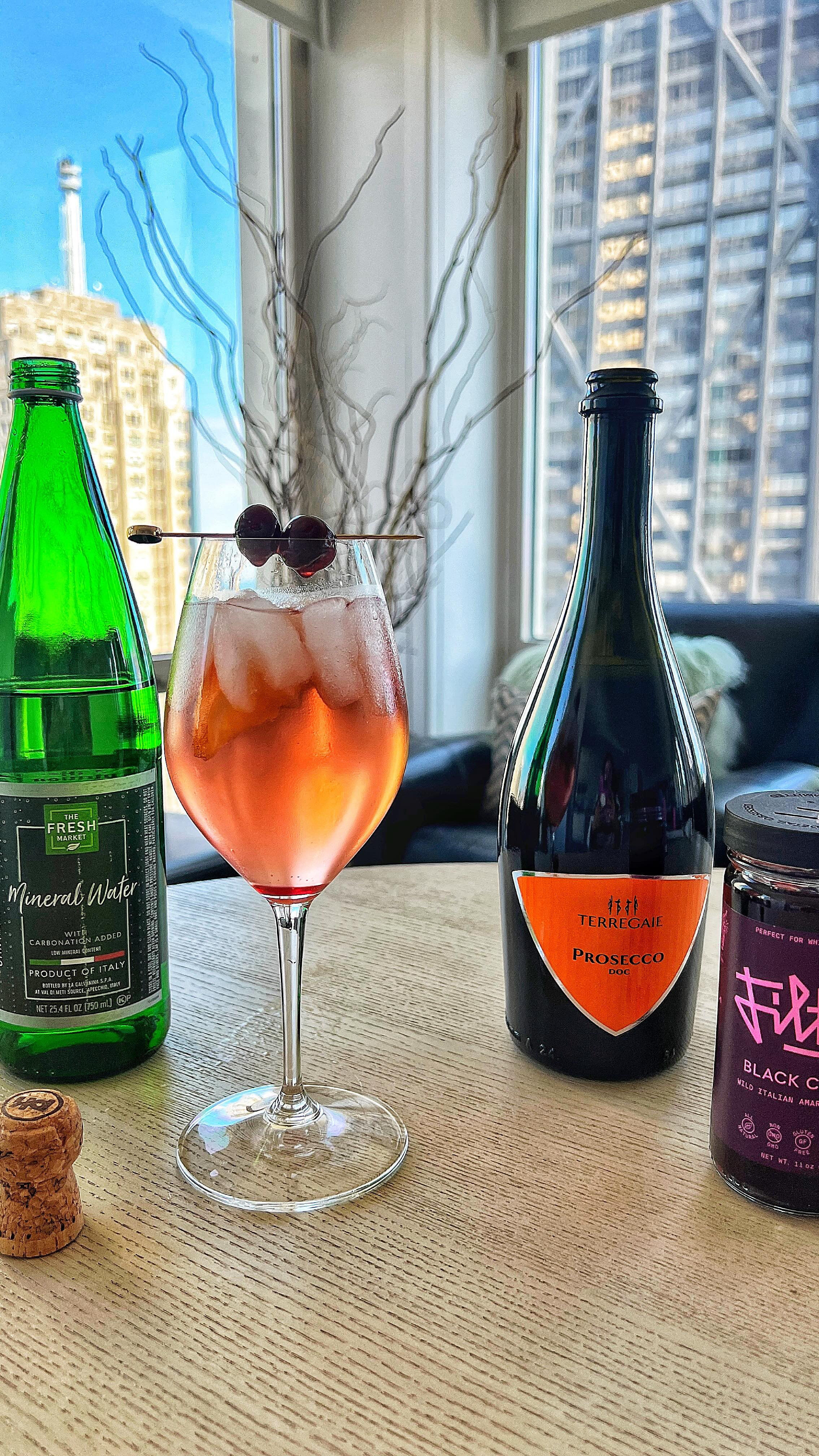 Instagram post by @gold_coast_girl for The Fresh Market. Caption reads: Come along with me to @thefreshmarket to get all....