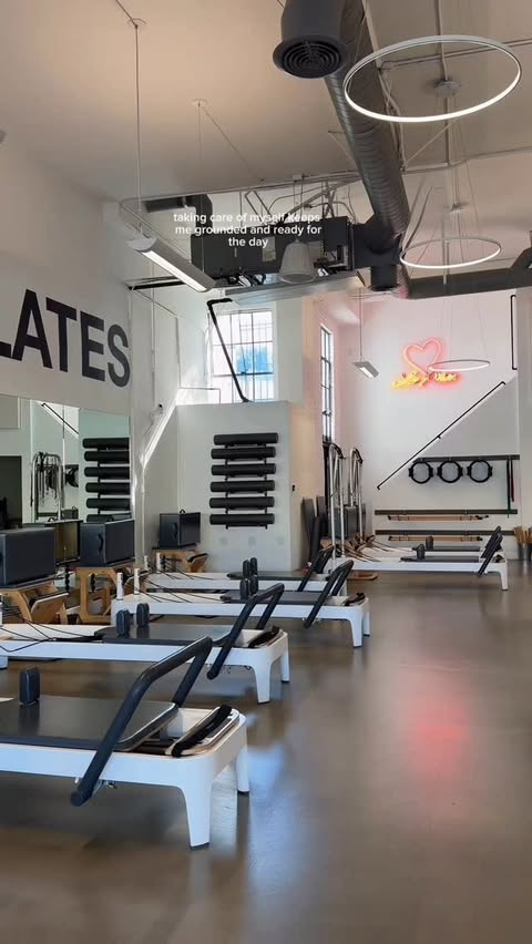 Instagram post by @lilityousefiann for Advil. Caption reads: [...] my morning with a little extra care 🤍✨....