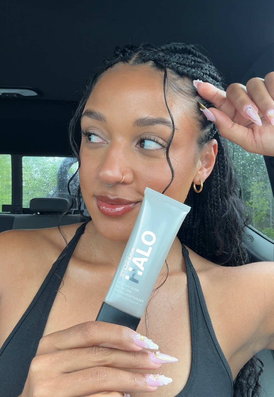 TikTok post by @leighachrstine for Smashbox Venice. Caption reads: catch me in no-makeup makeup all summer long☀️....