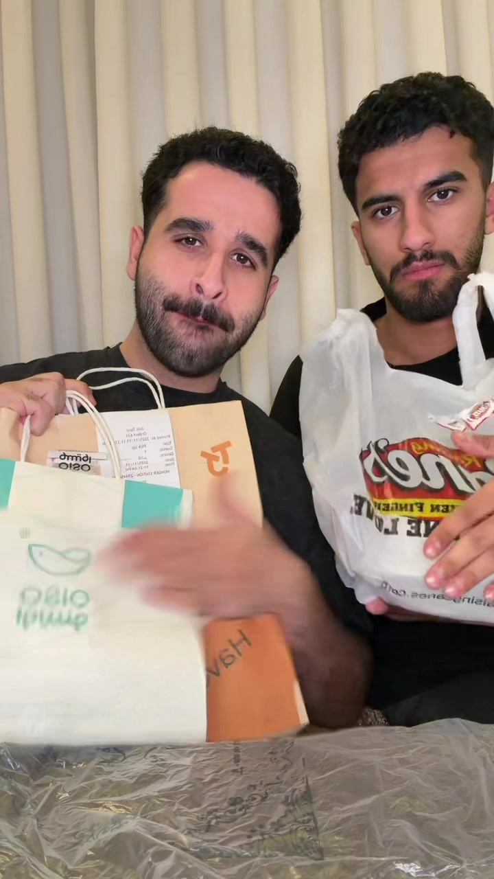 TikTok post by @v5aldz for HungerStation. Caption reads: [...] محفظة هنقرستيشن HPAY @هنقرستيشن |....