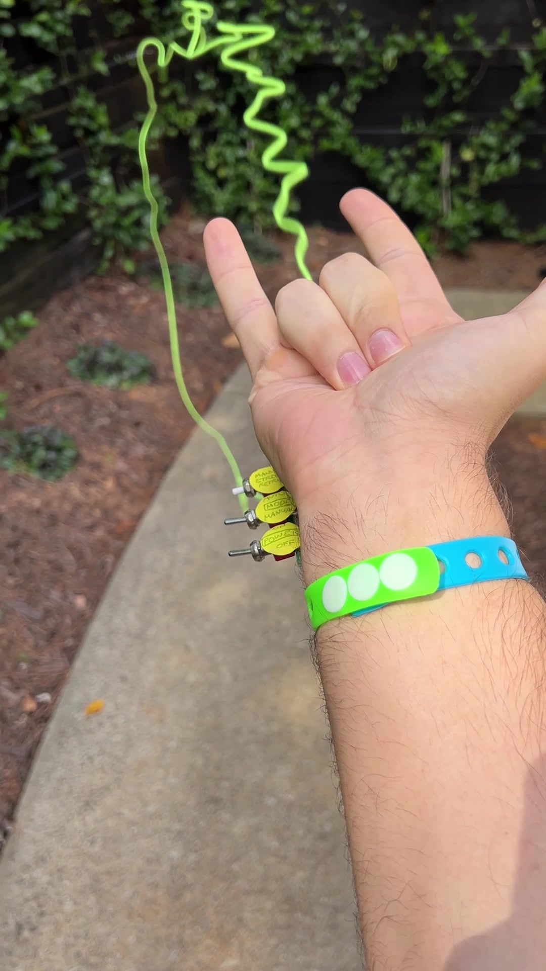 TikTok post by @stephengfazio for ZipString. Caption reads: AUTO RETRACTION TECHNOLOGY!! @ZipString....