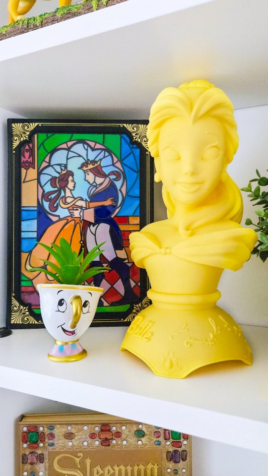 Instagram post by @saradisneygirl for Zavvi. Caption reads: AD / Gifted 🥀✨️ Let's take a look at this....