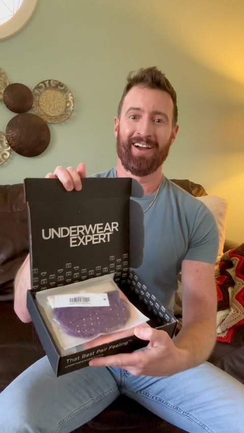 Instagram post by @knoxpeake for Underwear Expert. Caption reads: [...] best with amazing underwear from....