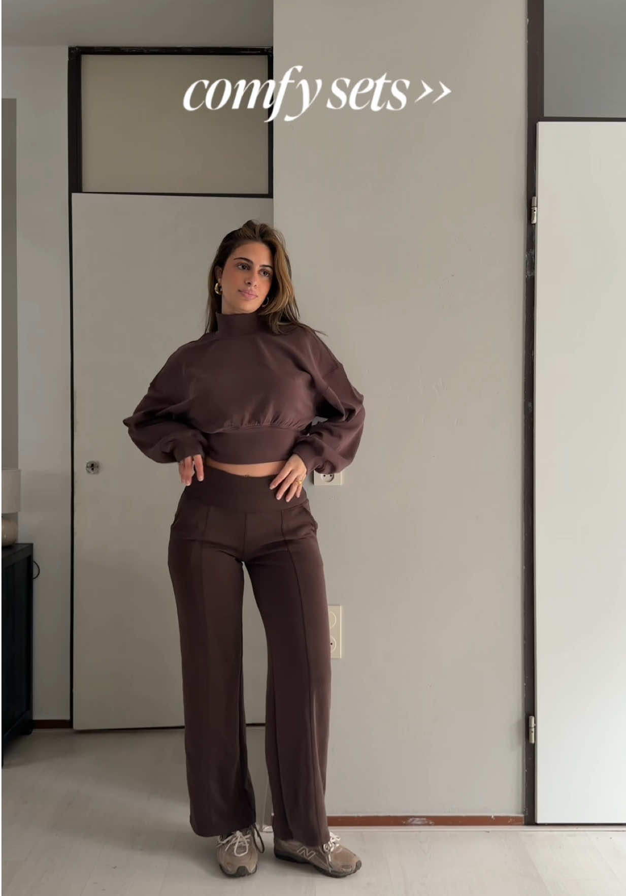 TikTok post by @carlinaerikinn for Glowmode. Caption reads: obsessed with comfy sets!! @Glowmode on Shein 🤍....