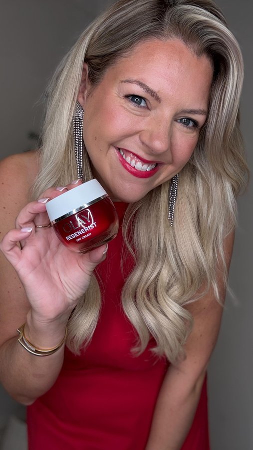 Instagram post by @amanda.raine_ for OLAY. Caption reads: ❤️ It’s red lippy time! Give the gift of younger....