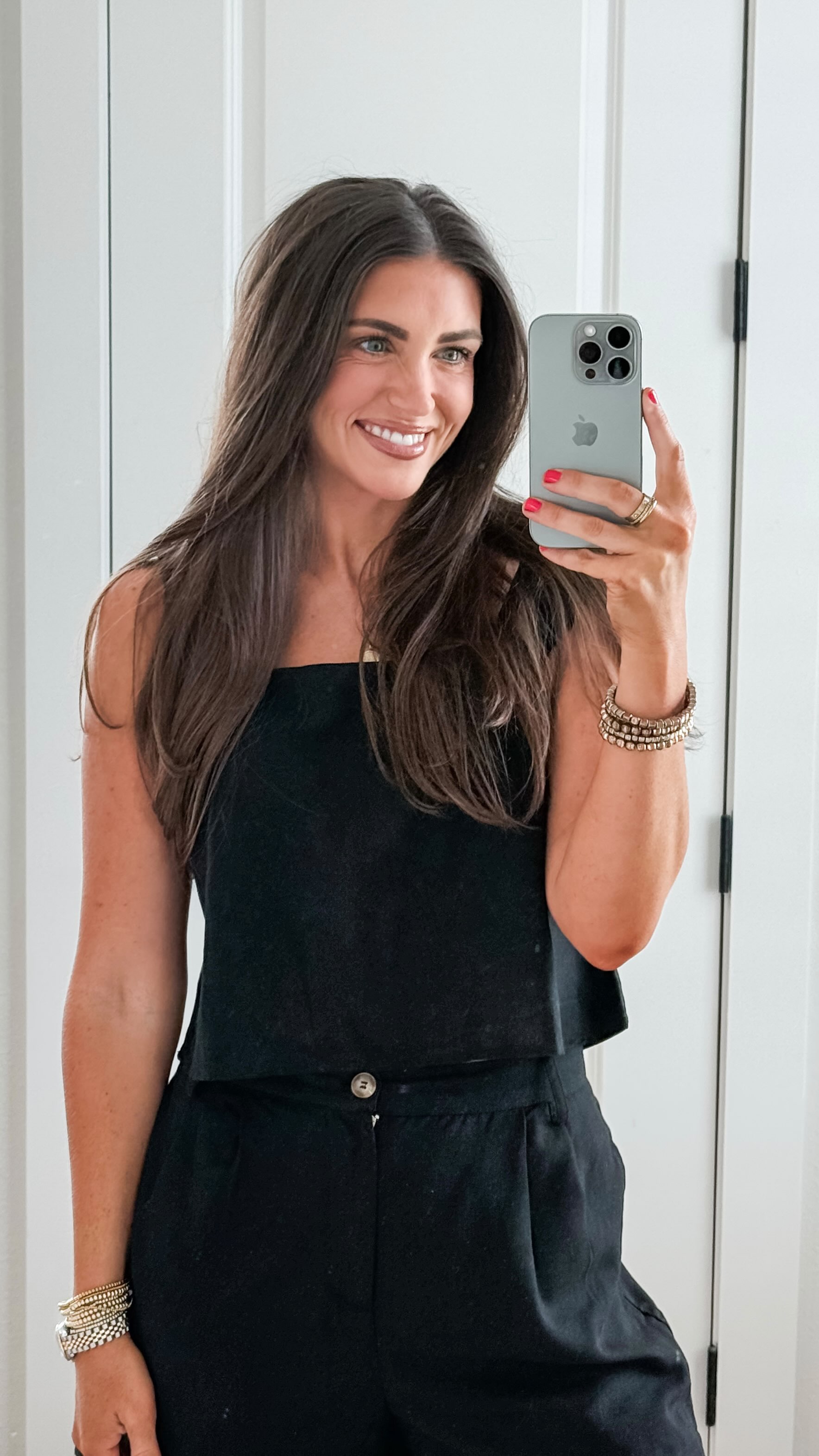 Instagram post by @chelswaterwall for Lucchese. Caption reads: Girls night out!! This set is from @shopharco and....