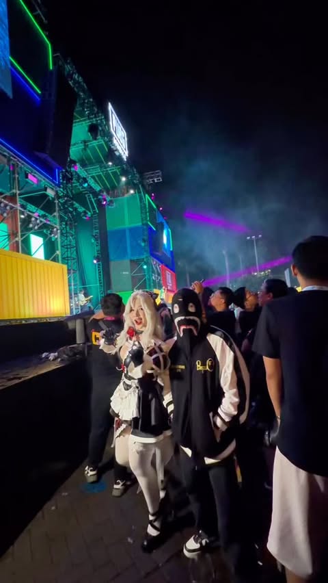 Instagram post by @yakis.fawaz for PUBG MOBILE. Caption reads: PUBG MOBILE 8th Anniversary Festival 🎉 Ada X-Suit....