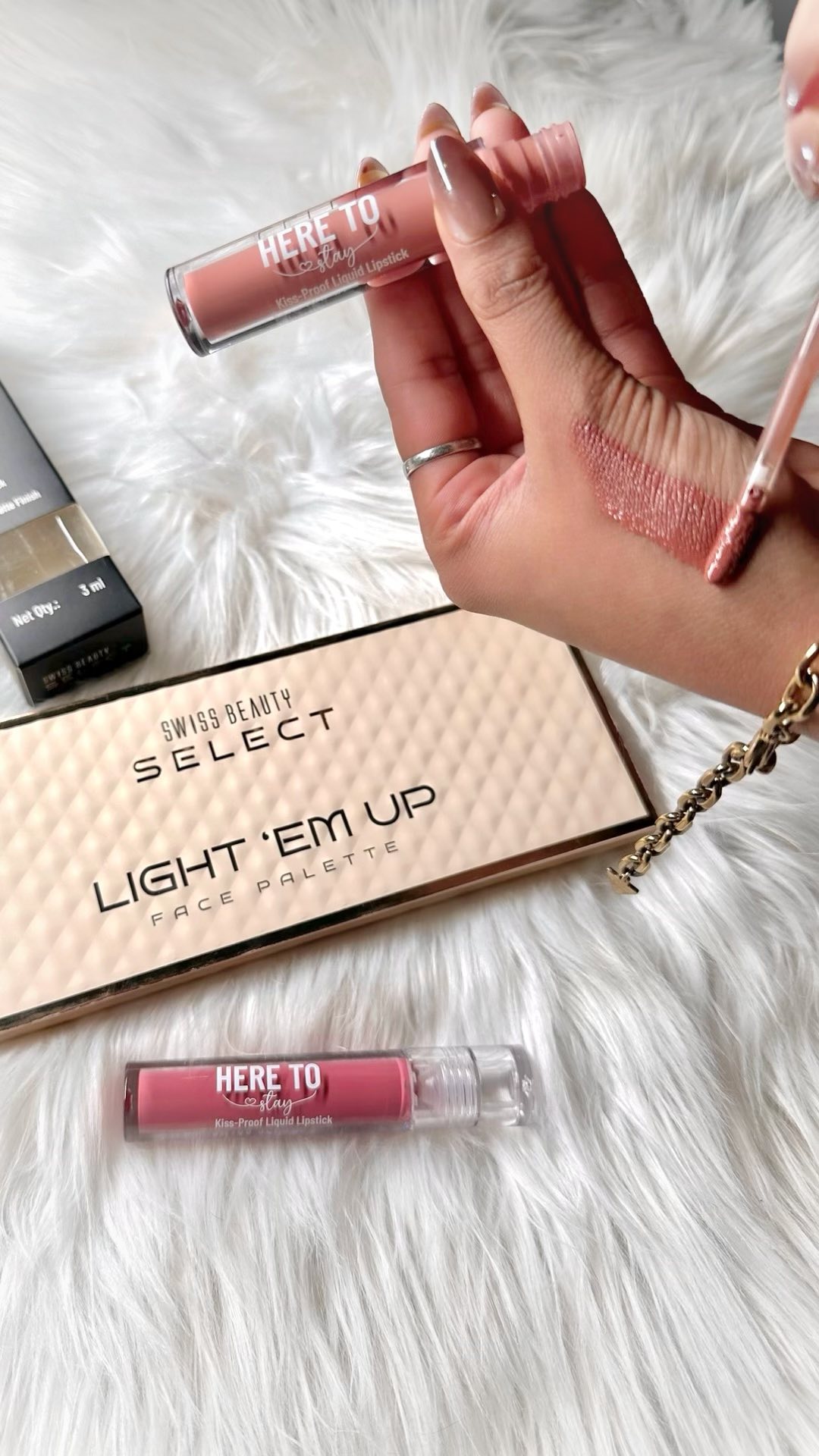 Instagram post by @_kitz13_ for Swiss Beauty Cosmetic. Caption reads: Blend it. Build it. Brag about it🧡

Who knew one....