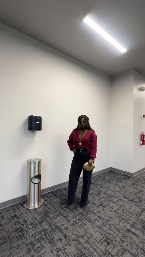 Instagram post by @_misoi for Express. Caption reads: This Express look has me ready for my interview....